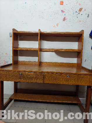 Reading Table